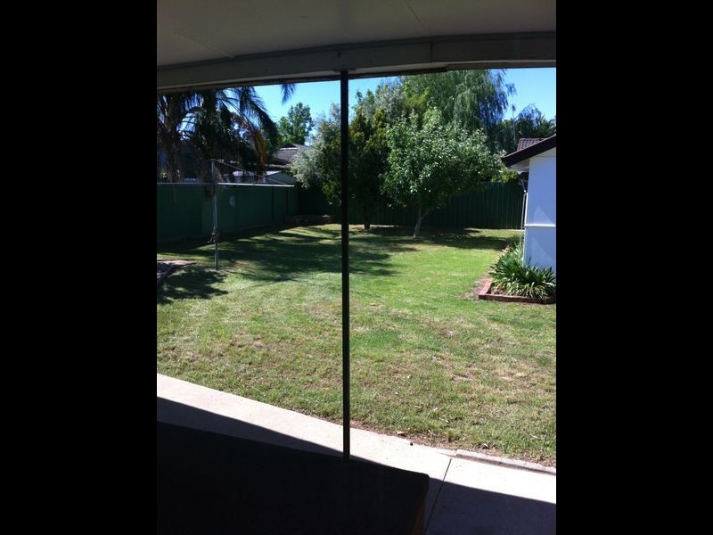 3 Cook Street, Kooringal NSW 2650