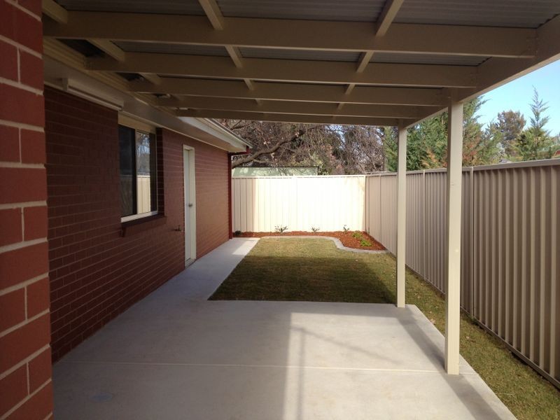 2/2 The Boulevarde, Kooringal NSW 2650