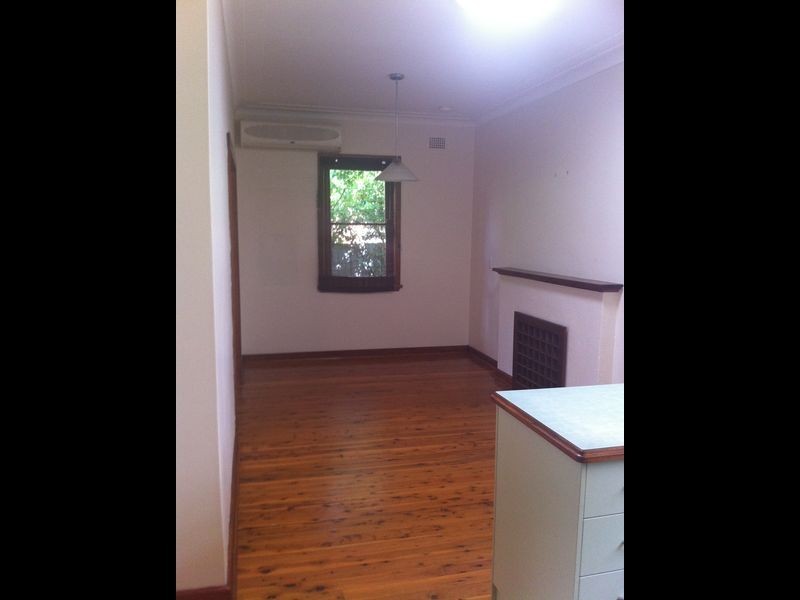 24 Heydon Avenue, Turvey Park NSW 2650