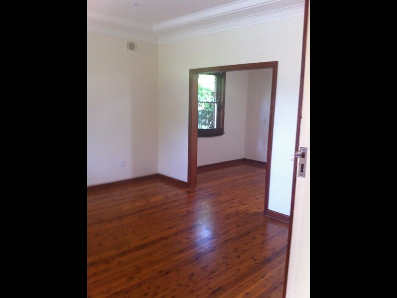 24 Heydon Avenue, Turvey Park NSW 2650