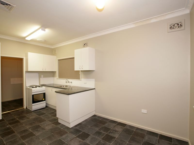 38 Tobruk Street, Ashmont NSW 2650