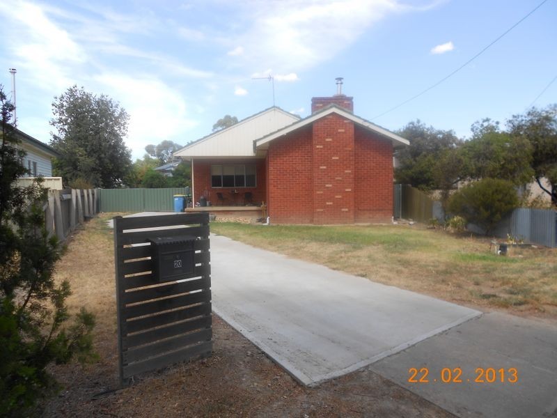 20 Campbell Place, Wagga Wagga NSW 2650