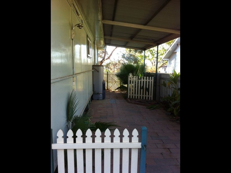 6 Sepik Road, Ashmont NSW 2650