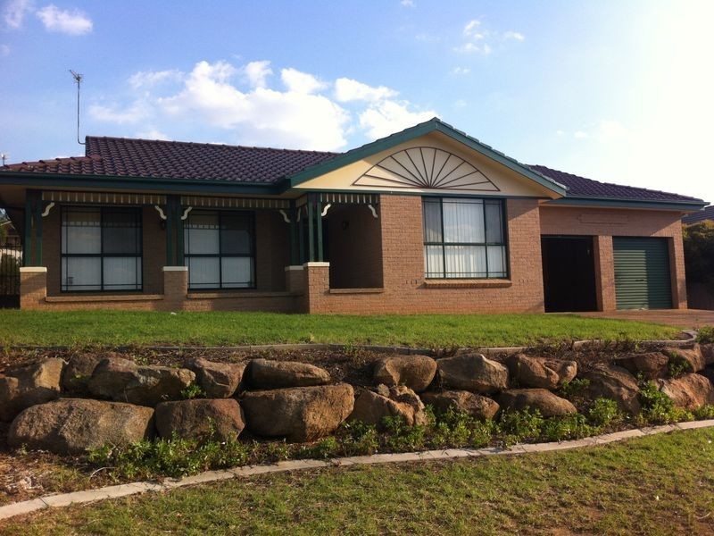 40 Bourkelands Drive, Bourkelands NSW 2650