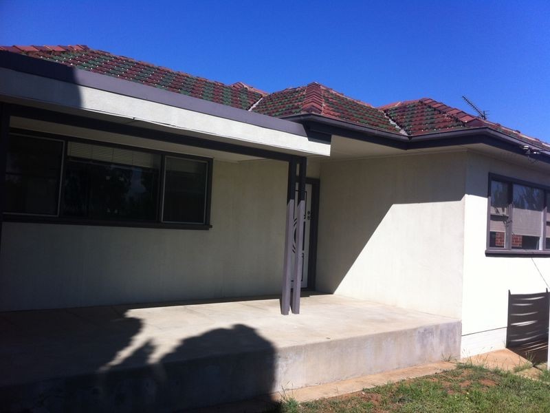 166 Fernleigh Road, Mount Austin NSW 2650