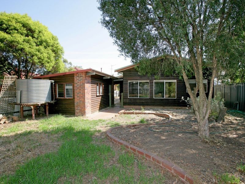54 Hardy Avenue, Wagga Wagga NSW 2650