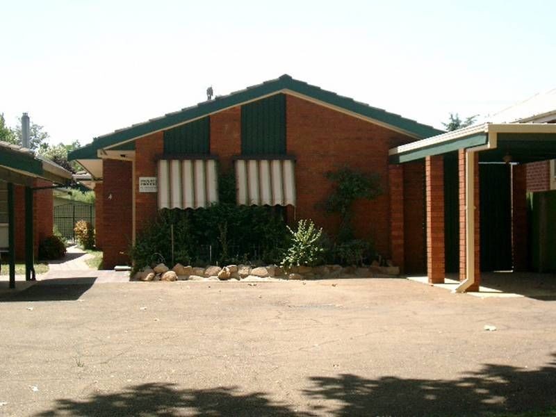 2/11 Fox Street, Wagga Wagga NSW 2650