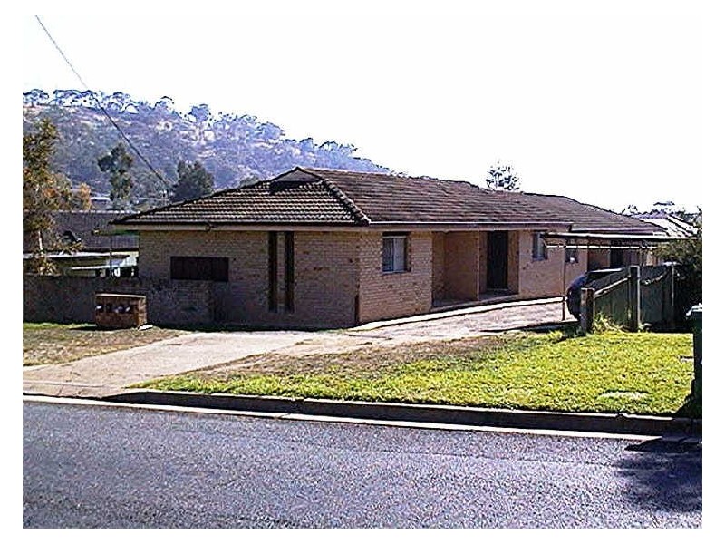 1/9 Sherwood Avenue, Wagga Wagga NSW 2650