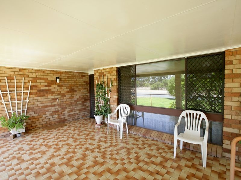 24 Maher Street, Tolland NSW 2650