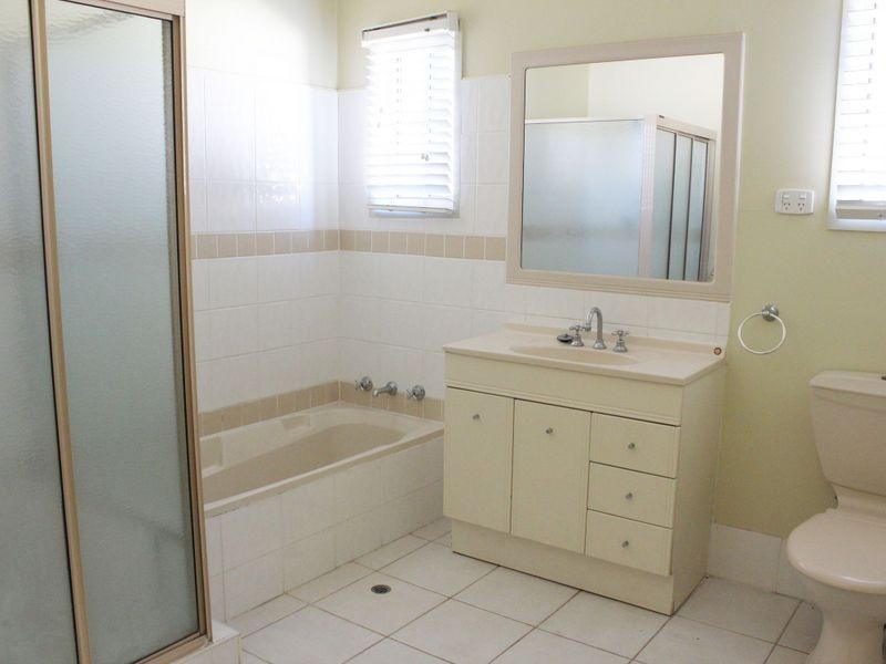 19 Nilma Avenue, Mount Austin NSW 2650