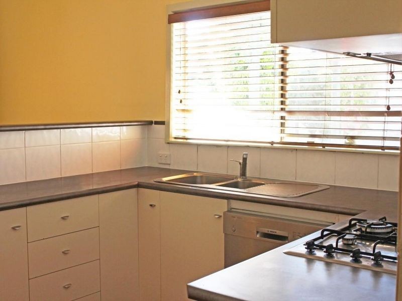 19 Nilma Avenue, Mount Austin NSW 2650