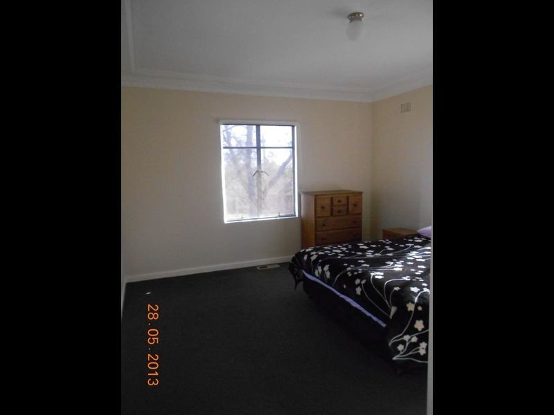 31 Blamey Street, Turvey Park NSW 2650