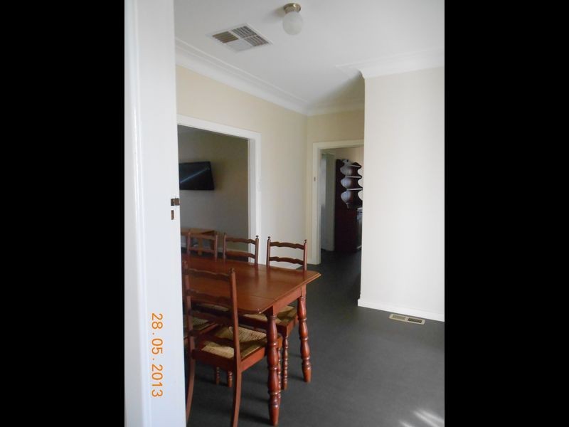 31 Blamey Street, Turvey Park NSW 2650