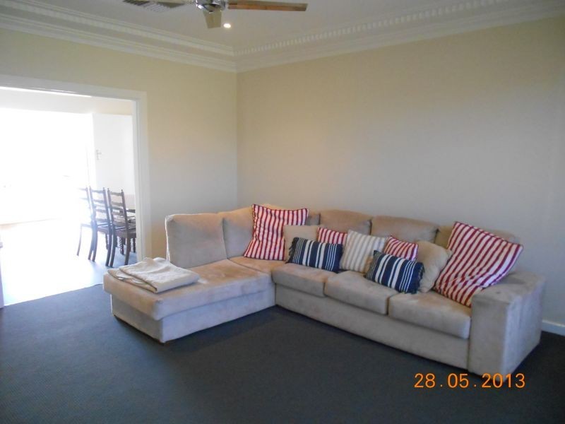 31 Blamey Street, Turvey Park NSW 2650