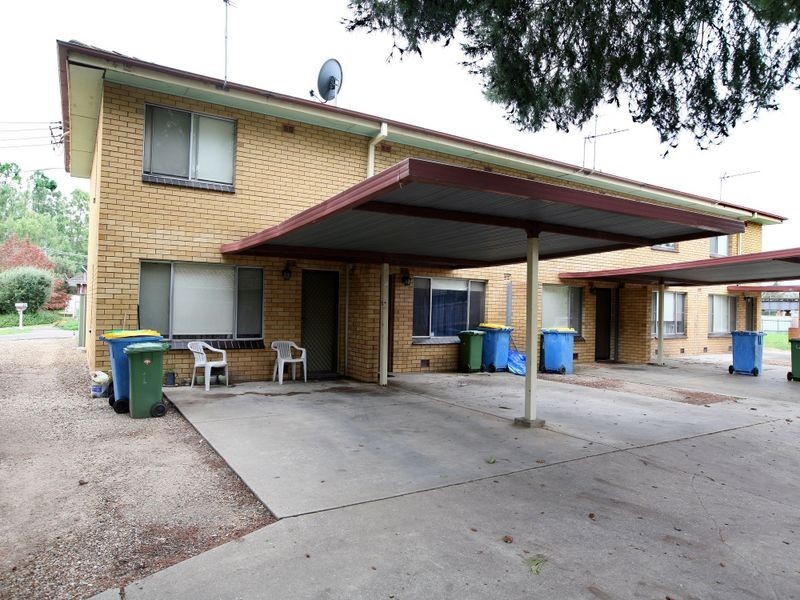 2/12 Higgins Avenue, Wagga Wagga NSW 2650