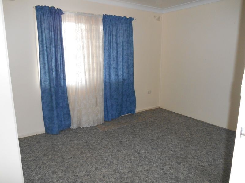 4/87 Raye Street, Tolland NSW 2650