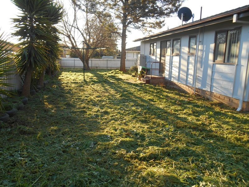 4 Rogers Place, Tolland NSW 2650