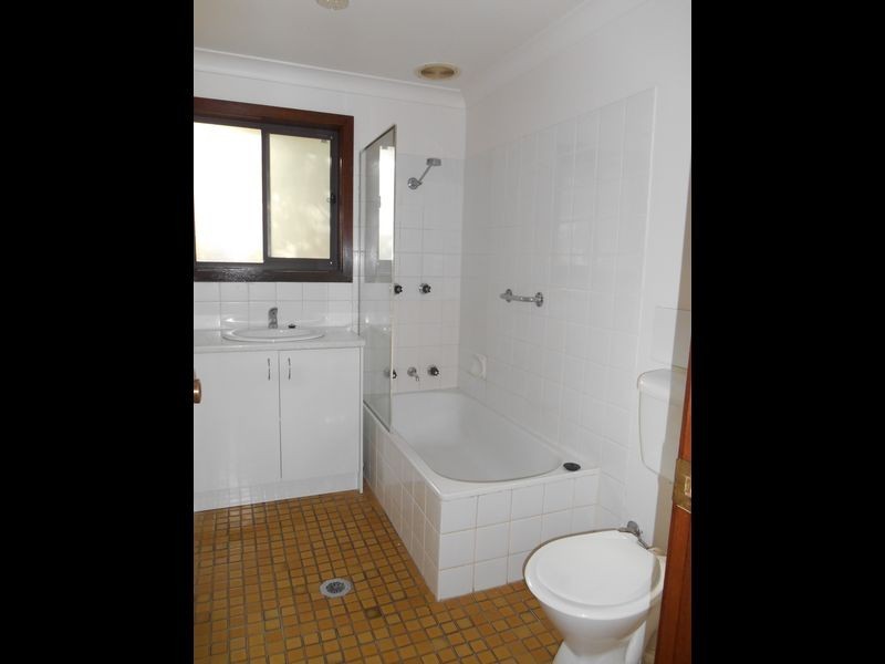 7/5 Langdon Avenue, Wagga Wagga NSW 2650