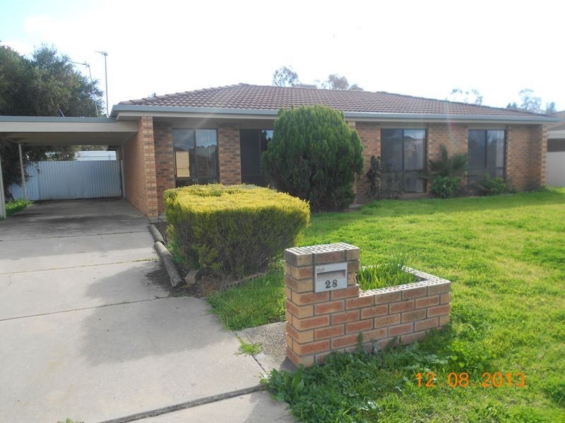 28 Wiradjuri Crescent, Wagga Wagga NSW 2650