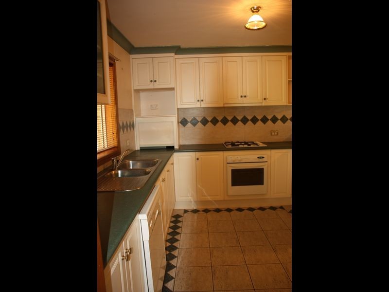 2 Slocum Street, Wagga Wagga NSW 2650