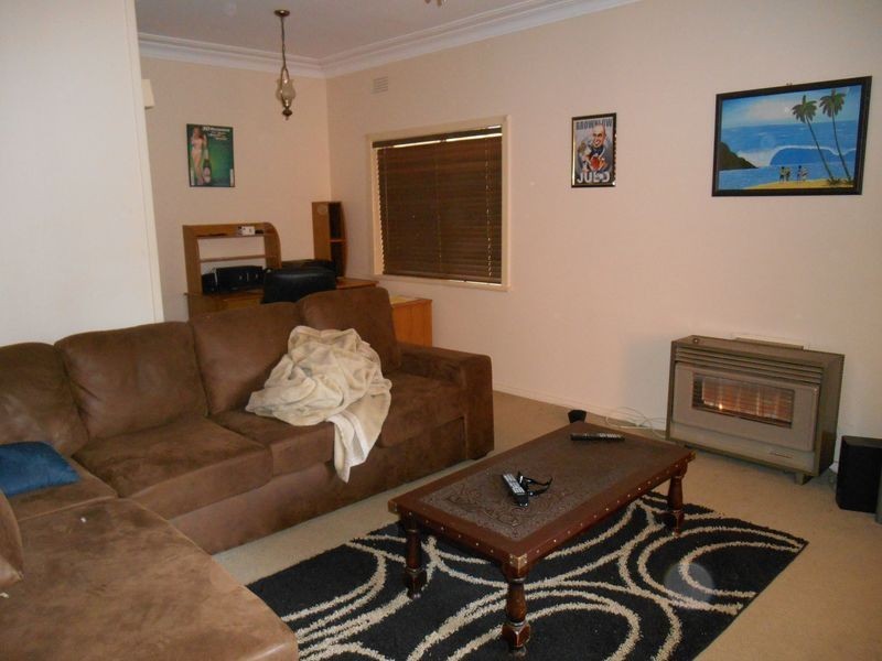 14 Raye Street, Tolland NSW 2650