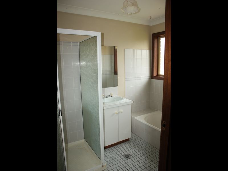 18 Wiradjuri Crescent, Wagga Wagga NSW 2650