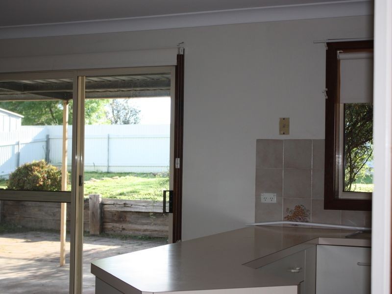 24 Wiradjuri Crescent, Wagga Wagga NSW 2650