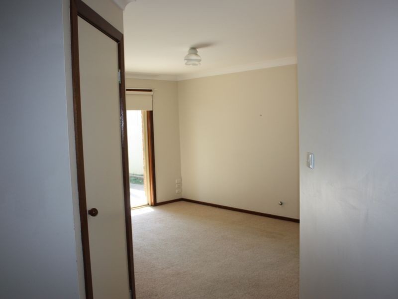24 Wiradjuri Crescent, Wagga Wagga NSW 2650