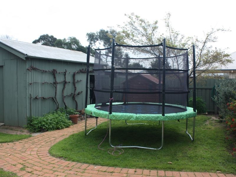 18 Richard Street, Wagga Wagga NSW 2650