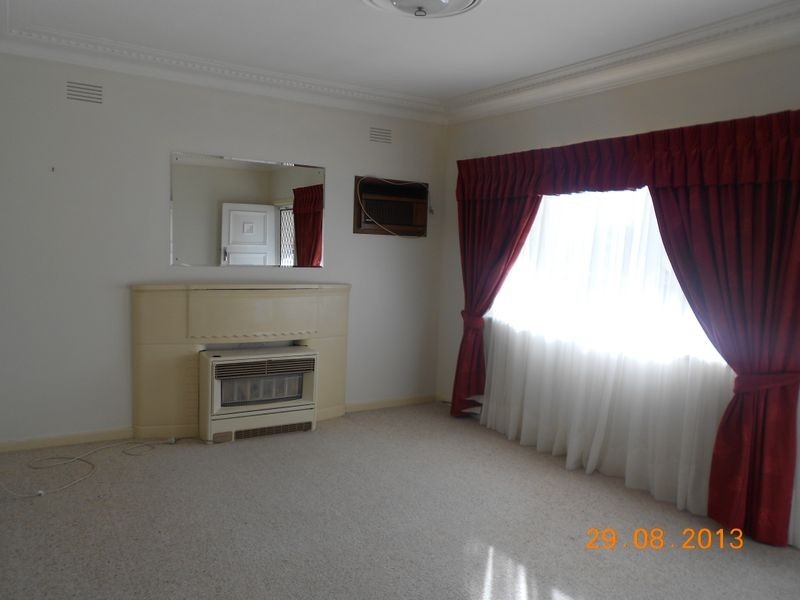102 Meadow Street, Kooringal NSW 2650
