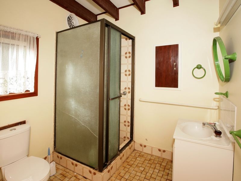 135 Grove Street, Kooringal NSW 2650