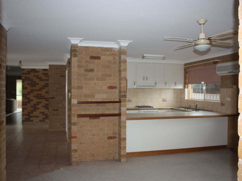 14 Kurrajong Avenue, Forest Hill NSW 2651