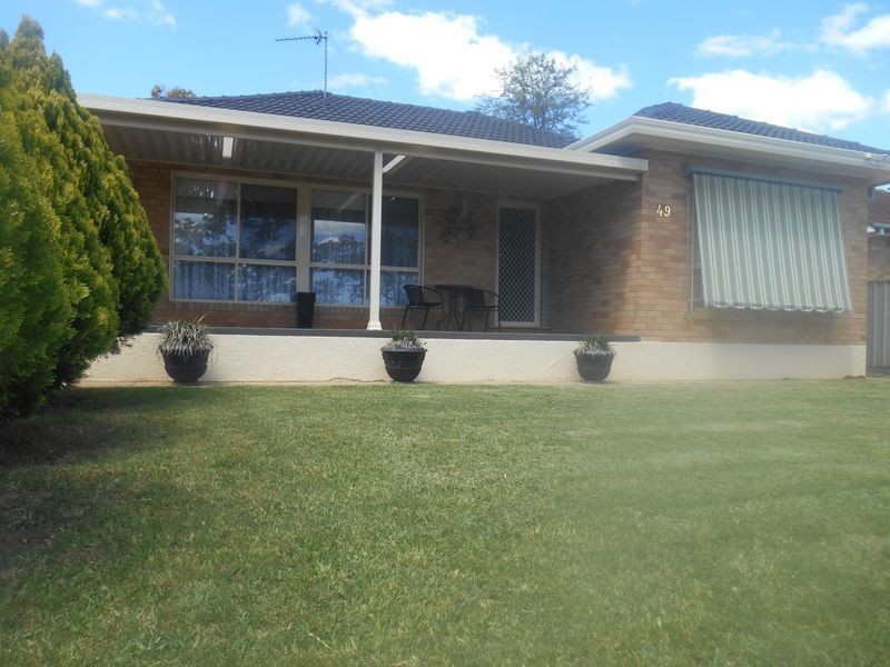 49 Raye Street, Tolland NSW 2650