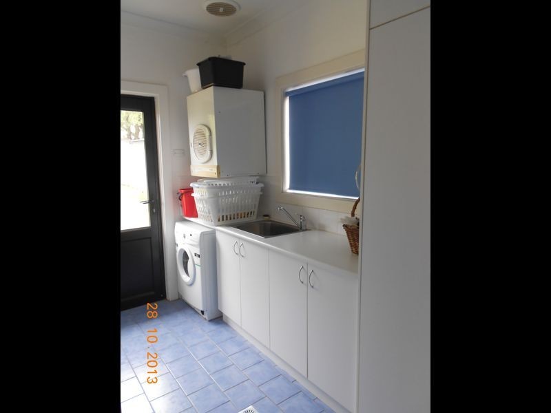 34 Copland Street, Wagga Wagga NSW 2650