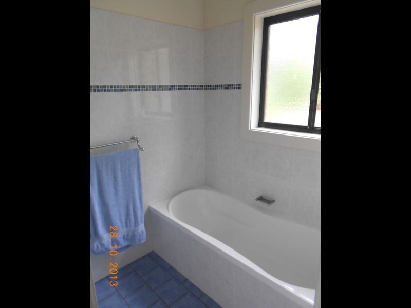 34 Copland Street, Wagga Wagga NSW 2650