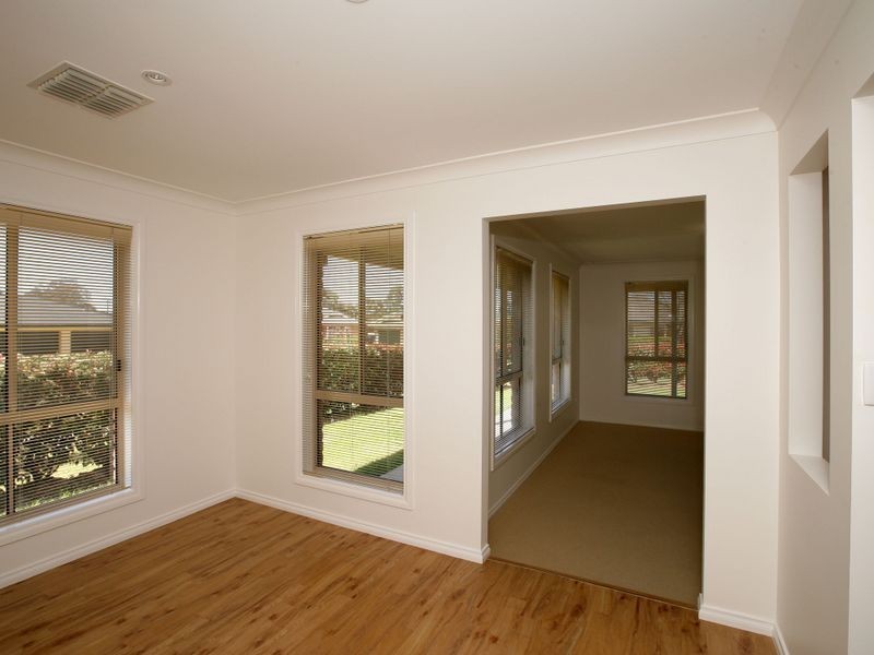 9 Grampian Place, Tatton NSW 2650