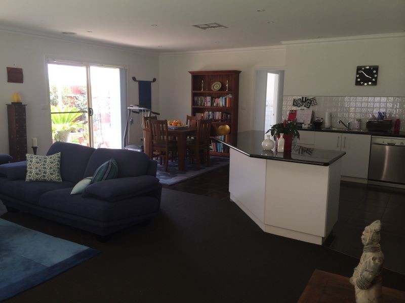 1/5 Cochrane Street, Kooringal NSW 2650