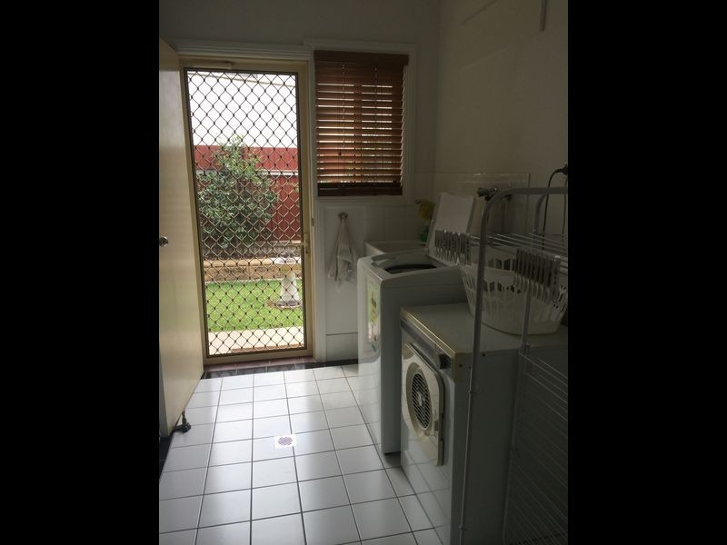 1/5 Cochrane Street, Kooringal NSW 2650
