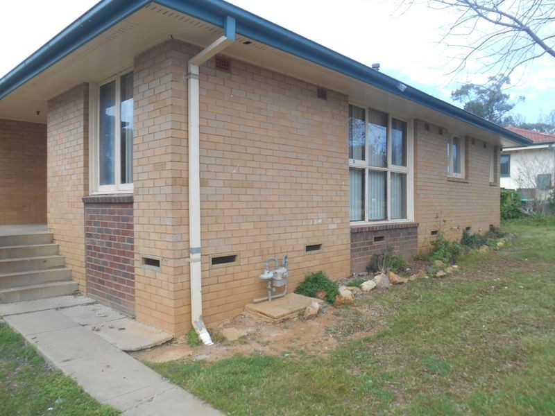 4 Blakemore Street, Ashmont NSW 2650