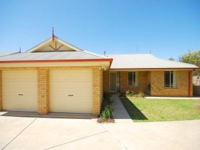 9B Stellway Close, Kooringal NSW 2650