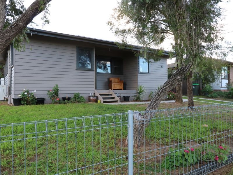 41 Ziegler Avenue, Kooringal NSW 2650