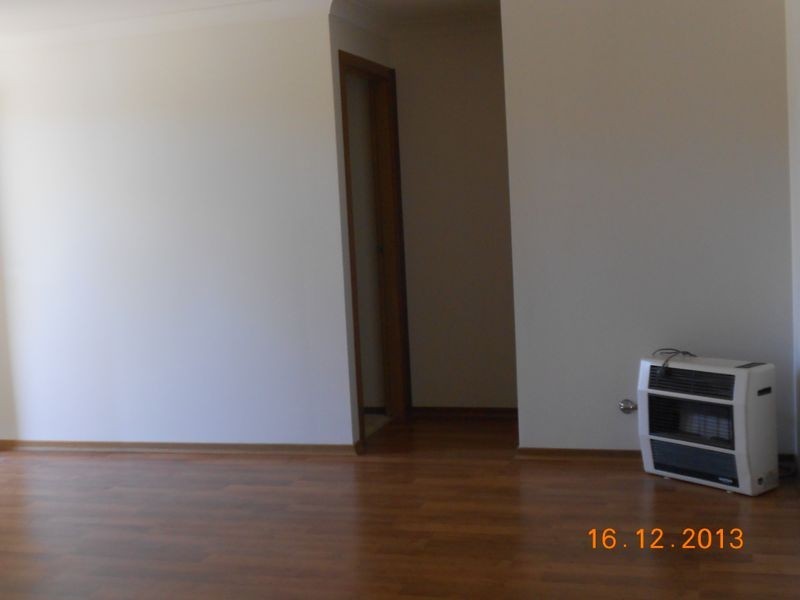 4 Girraween Mews, Glenfield Park NSW 2650