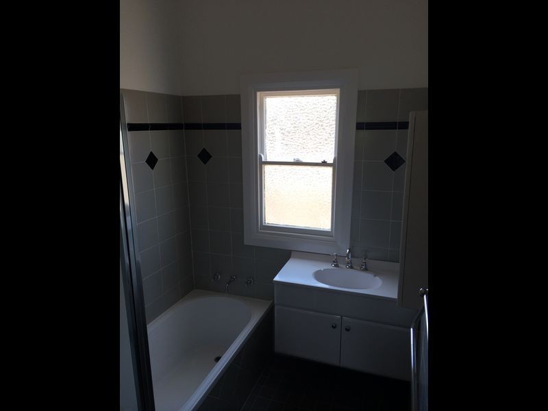 3 Hampden Avenue, Alfredtown NSW 2650
