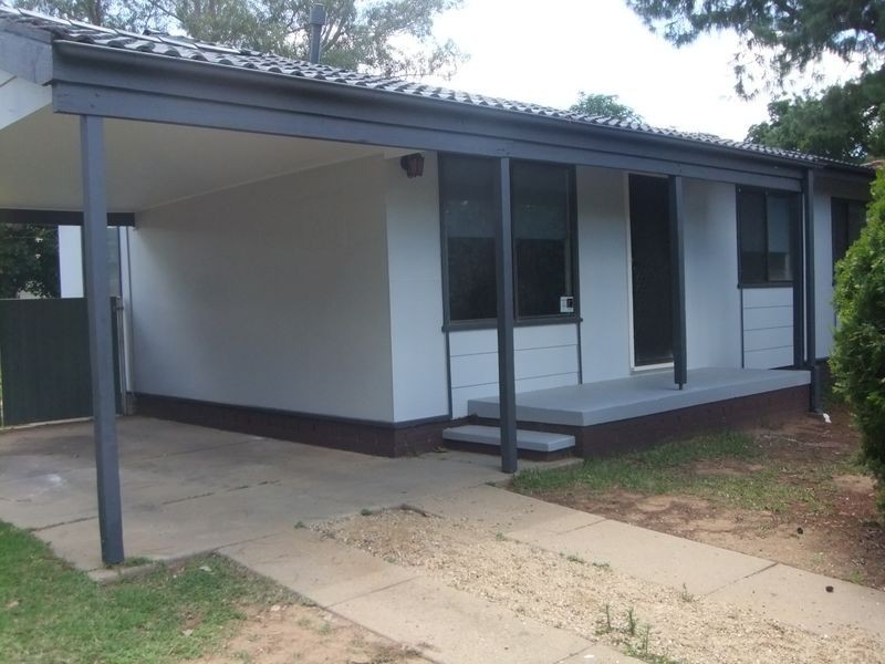2 Edghill Place, Wagga Wagga NSW 2650