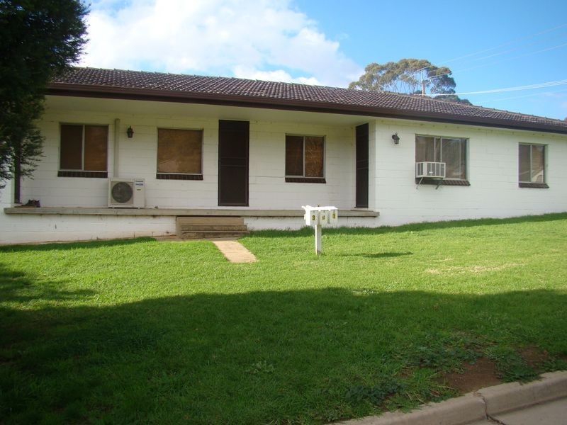 1/7 Sherwood Avenue, Kooringal NSW 2650