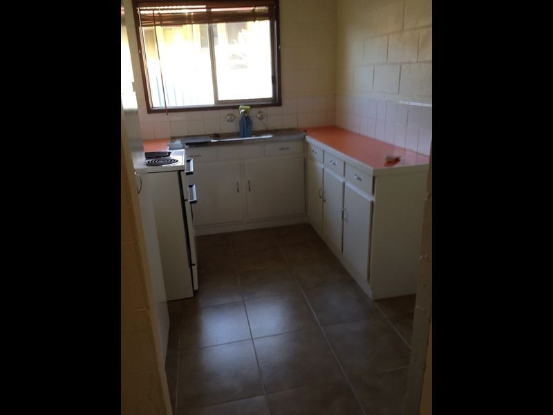 2/7 Sherwood Avenue, Kooringal NSW 2650