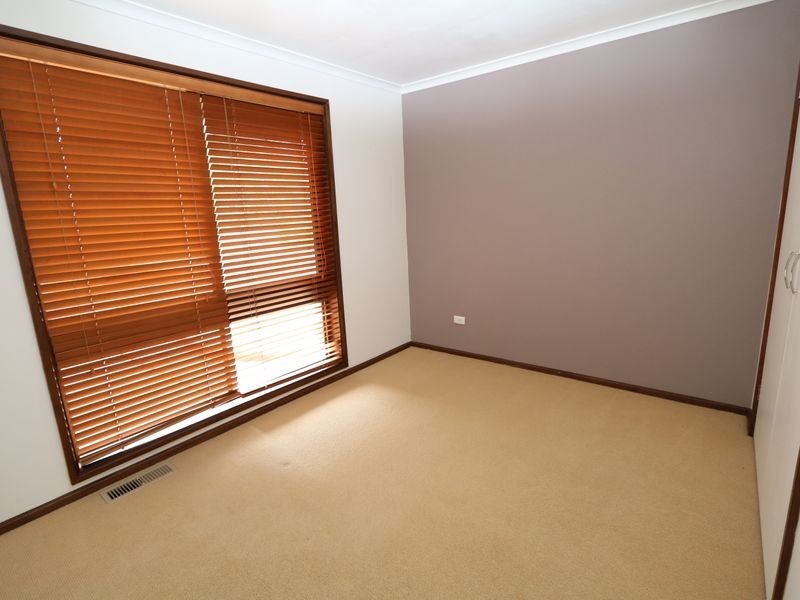 28 Patamba Street, Kooringal NSW 2650