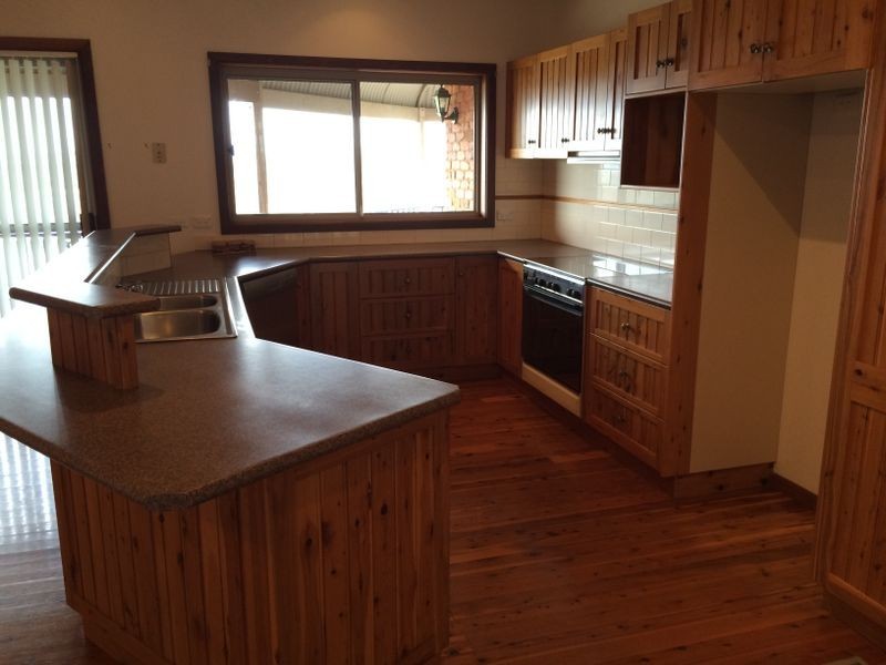 49 Henwood Avenue, Kooringal NSW 2650