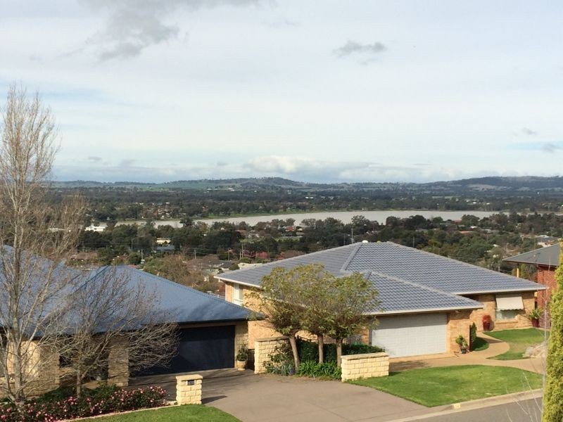 49 Henwood Avenue, Kooringal NSW 2650