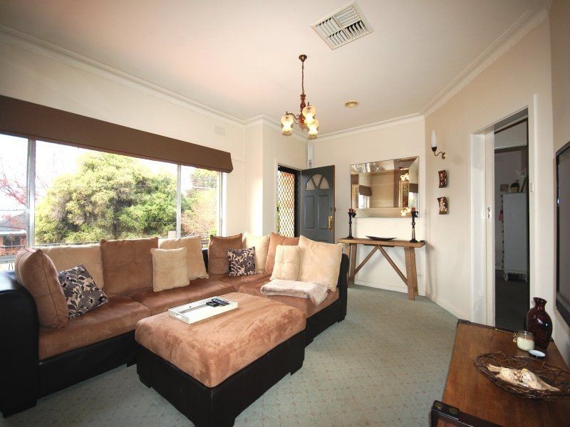 86 Grove Street, Kooringal NSW 2650